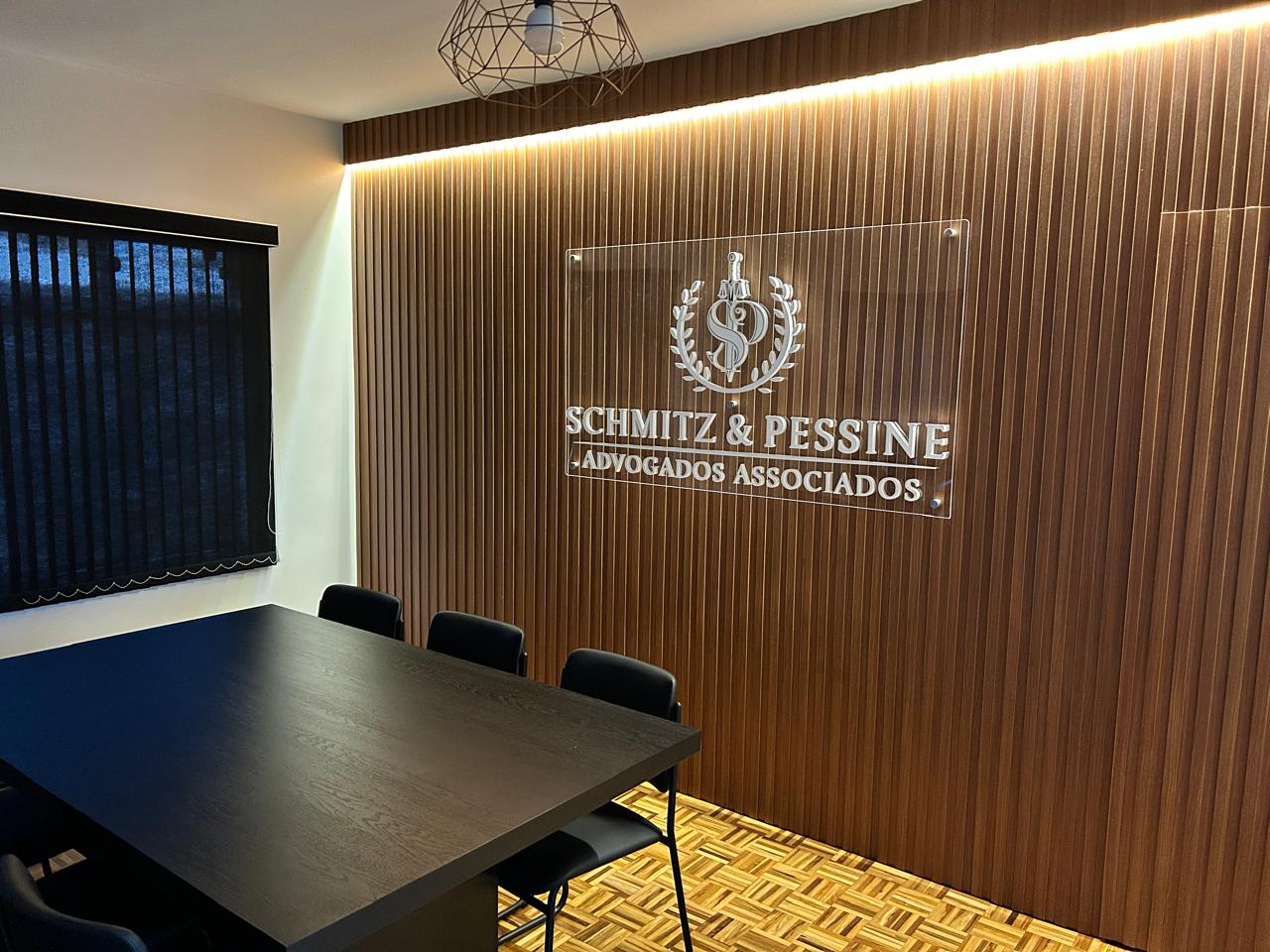 Sala de reunião do escritório Schmitz & Pessine